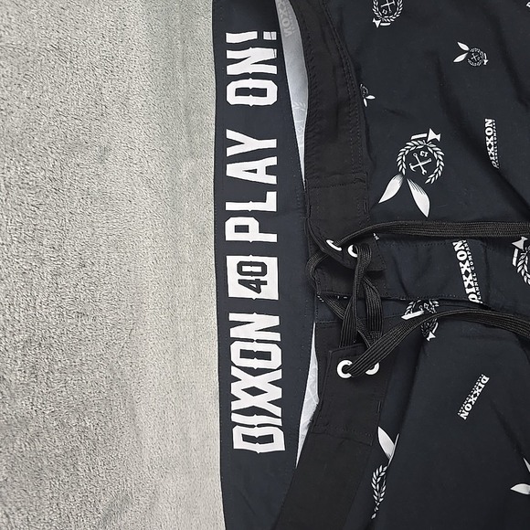 Dixxon Flannel Co Board Shorts Mens 40 Black 10" Inseam‎ Beach Surf Swim Trunks - Picture 3 of 7